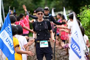 BIB: 1009
                            <button type="button" onclick="openModal(13365664)" class="btn btn-primary btn-sm float-right btn-popup" data-toggle="modal" data-target=".modal-high-quality">
                        <i class="fas fa-shopping-cart"></i> Add to Cart
                    </button>
                                            <button type="button" onclick="isThisMe(13365664, true)" class="btn btn-success btn-sm float-right btn-popup btn-isme hidden" data-toggle="tooltip" data-placement="bottom" title="นี่คือรูปของคุณใช่ไหม คลิกที่นี่เพื่อเอาเข้าอัลบั้ม">
                        <i class="fas fa-plus"></i> Add to album
                    </button>
                    <button type="button" onclick="isThisMe(13365664, false)" class="btn btn-warning btn-sm float-right btn-popup btn-isnotme hidden">
                        <i class="fas fa-ban"></i> Remove from album
                    </button>