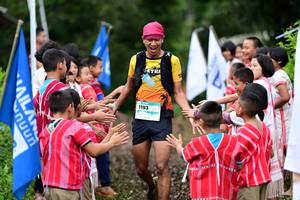 BIB: 1193
                            <button type="button" onclick="openModal(13361374)" class="btn btn-primary btn-sm float-right btn-popup" data-toggle="modal" data-target=".modal-high-quality">
                        <i class="fas fa-shopping-cart"></i> Add to Cart
                    </button>
                                            <button type="button" onclick="isThisMe(13361374, true)" class="btn btn-success btn-sm float-right btn-popup btn-isme hidden" data-toggle="tooltip" data-placement="bottom" title="นี่คือรูปของคุณใช่ไหม คลิกที่นี่เพื่อเอาเข้าอัลบั้ม">
                        <i class="fas fa-plus"></i> Add to album
                    </button>
                    <button type="button" onclick="isThisMe(13361374, false)" class="btn btn-warning btn-sm float-right btn-popup btn-isnotme hidden">
                        <i class="fas fa-ban"></i> Remove from album
                    </button>