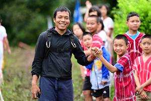 BIB: 
                            <button type="button" onclick="openModal(13361079)" class="btn btn-primary btn-sm float-right btn-popup" data-toggle="modal" data-target=".modal-high-quality">
                        <i class="fas fa-shopping-cart"></i> Add to Cart
                    </button>
                                            <button type="button" onclick="isThisMe(13361079, true)" class="btn btn-success btn-sm float-right btn-popup btn-isme hidden" data-toggle="tooltip" data-placement="bottom" title="นี่คือรูปของคุณใช่ไหม คลิกที่นี่เพื่อเอาเข้าอัลบั้ม">
                        <i class="fas fa-plus"></i> Add to album
                    </button>
                    <button type="button" onclick="isThisMe(13361079, false)" class="btn btn-warning btn-sm float-right btn-popup btn-isnotme hidden">
                        <i class="fas fa-ban"></i> Remove from album
                    </button>