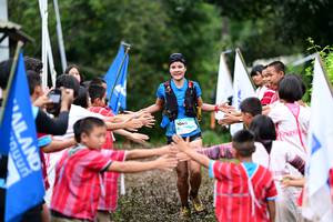 BIB: 1040
                            <button type="button" onclick="openModal(13361223)" class="btn btn-primary btn-sm float-right btn-popup" data-toggle="modal" data-target=".modal-high-quality">
                        <i class="fas fa-shopping-cart"></i> Add to Cart
                    </button>
                                            <button type="button" onclick="isThisMe(13361223, true)" class="btn btn-success btn-sm float-right btn-popup btn-isme hidden" data-toggle="tooltip" data-placement="bottom" title="นี่คือรูปของคุณใช่ไหม คลิกที่นี่เพื่อเอาเข้าอัลบั้ม">
                        <i class="fas fa-plus"></i> Add to album
                    </button>
                    <button type="button" onclick="isThisMe(13361223, false)" class="btn btn-warning btn-sm float-right btn-popup btn-isnotme hidden">
                        <i class="fas fa-ban"></i> Remove from album
                    </button>