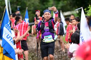 BIB: 1114
                            <button type="button" onclick="openModal(13363619)" class="btn btn-primary btn-sm float-right btn-popup" data-toggle="modal" data-target=".modal-high-quality">
                        <i class="fas fa-shopping-cart"></i> Add to Cart
                    </button>
                                            <button type="button" onclick="isThisMe(13363619, true)" class="btn btn-success btn-sm float-right btn-popup btn-isme hidden" data-toggle="tooltip" data-placement="bottom" title="นี่คือรูปของคุณใช่ไหม คลิกที่นี่เพื่อเอาเข้าอัลบั้ม">
                        <i class="fas fa-plus"></i> Add to album
                    </button>
                    <button type="button" onclick="isThisMe(13363619, false)" class="btn btn-warning btn-sm float-right btn-popup btn-isnotme hidden">
                        <i class="fas fa-ban"></i> Remove from album
                    </button>