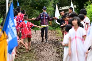 BIB: 
                            <button type="button" onclick="openModal(13364687)" class="btn btn-primary btn-sm float-right btn-popup" data-toggle="modal" data-target=".modal-high-quality">
                        <i class="fas fa-shopping-cart"></i> Add to Cart
                    </button>
                                            <button type="button" onclick="isThisMe(13364687, true)" class="btn btn-success btn-sm float-right btn-popup btn-isme hidden" data-toggle="tooltip" data-placement="bottom" title="นี่คือรูปของคุณใช่ไหม คลิกที่นี่เพื่อเอาเข้าอัลบั้ม">
                        <i class="fas fa-plus"></i> Add to album
                    </button>
                    <button type="button" onclick="isThisMe(13364687, false)" class="btn btn-warning btn-sm float-right btn-popup btn-isnotme hidden">
                        <i class="fas fa-ban"></i> Remove from album
                    </button>