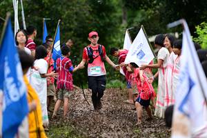 BIB: 520
                            <button type="button" onclick="openModal(13362644)" class="btn btn-primary btn-sm float-right btn-popup" data-toggle="modal" data-target=".modal-high-quality">
                        <i class="fas fa-shopping-cart"></i> Add to Cart
                    </button>
                                            <button type="button" onclick="isThisMe(13362644, true)" class="btn btn-success btn-sm float-right btn-popup btn-isme hidden" data-toggle="tooltip" data-placement="bottom" title="นี่คือรูปของคุณใช่ไหม คลิกที่นี่เพื่อเอาเข้าอัลบั้ม">
                        <i class="fas fa-plus"></i> Add to album
                    </button>
                    <button type="button" onclick="isThisMe(13362644, false)" class="btn btn-warning btn-sm float-right btn-popup btn-isnotme hidden">
                        <i class="fas fa-ban"></i> Remove from album
                    </button>