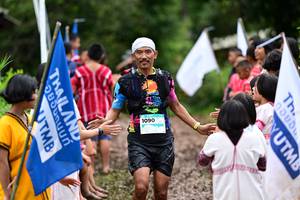 BIB: 1090
                            <button type="button" onclick="openModal(13364329)" class="btn btn-primary btn-sm float-right btn-popup" data-toggle="modal" data-target=".modal-high-quality">
                        <i class="fas fa-shopping-cart"></i> Add to Cart
                    </button>
                                            <button type="button" onclick="isThisMe(13364329, true)" class="btn btn-success btn-sm float-right btn-popup btn-isme hidden" data-toggle="tooltip" data-placement="bottom" title="นี่คือรูปของคุณใช่ไหม คลิกที่นี่เพื่อเอาเข้าอัลบั้ม">
                        <i class="fas fa-plus"></i> Add to album
                    </button>
                    <button type="button" onclick="isThisMe(13364329, false)" class="btn btn-warning btn-sm float-right btn-popup btn-isnotme hidden">
                        <i class="fas fa-ban"></i> Remove from album
                    </button>