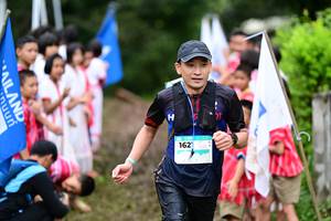 BIB: 162
                            <button type="button" onclick="openModal(13361263)" class="btn btn-primary btn-sm float-right btn-popup" data-toggle="modal" data-target=".modal-high-quality">
                        <i class="fas fa-shopping-cart"></i> Add to Cart
                    </button>
                                            <button type="button" onclick="isThisMe(13361263, true)" class="btn btn-success btn-sm float-right btn-popup btn-isme hidden" data-toggle="tooltip" data-placement="bottom" title="นี่คือรูปของคุณใช่ไหม คลิกที่นี่เพื่อเอาเข้าอัลบั้ม">
                        <i class="fas fa-plus"></i> Add to album
                    </button>
                    <button type="button" onclick="isThisMe(13361263, false)" class="btn btn-warning btn-sm float-right btn-popup btn-isnotme hidden">
                        <i class="fas fa-ban"></i> Remove from album
                    </button>