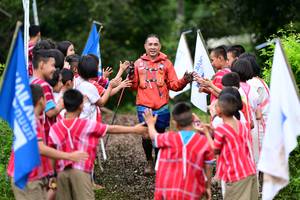 BIB: 
                            <button type="button" onclick="openModal(13361384)" class="btn btn-primary btn-sm float-right btn-popup" data-toggle="modal" data-target=".modal-high-quality">
                        <i class="fas fa-shopping-cart"></i> Add to Cart
                    </button>
                                            <button type="button" onclick="isThisMe(13361384, true)" class="btn btn-success btn-sm float-right btn-popup btn-isme hidden" data-toggle="tooltip" data-placement="bottom" title="นี่คือรูปของคุณใช่ไหม คลิกที่นี่เพื่อเอาเข้าอัลบั้ม">
                        <i class="fas fa-plus"></i> Add to album
                    </button>
                    <button type="button" onclick="isThisMe(13361384, false)" class="btn btn-warning btn-sm float-right btn-popup btn-isnotme hidden">
                        <i class="fas fa-ban"></i> Remove from album
                    </button>