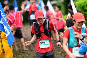 BIB: 1298, 137
                            <button type="button" onclick="openModal(13363522)" class="btn btn-primary btn-sm float-right btn-popup" data-toggle="modal" data-target=".modal-high-quality">
                        <i class="fas fa-shopping-cart"></i> Add to Cart
                    </button>
                                            <button type="button" onclick="isThisMe(13363522, true)" class="btn btn-success btn-sm float-right btn-popup btn-isme hidden" data-toggle="tooltip" data-placement="bottom" title="นี่คือรูปของคุณใช่ไหม คลิกที่นี่เพื่อเอาเข้าอัลบั้ม">
                        <i class="fas fa-plus"></i> Add to album
                    </button>
                    <button type="button" onclick="isThisMe(13363522, false)" class="btn btn-warning btn-sm float-right btn-popup btn-isnotme hidden">
                        <i class="fas fa-ban"></i> Remove from album
                    </button>