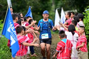 BIB: 1629
                            <button type="button" onclick="openModal(13361490)" class="btn btn-primary btn-sm float-right btn-popup" data-toggle="modal" data-target=".modal-high-quality">
                        <i class="fas fa-shopping-cart"></i> Add to Cart
                    </button>
                                            <button type="button" onclick="isThisMe(13361490, true)" class="btn btn-success btn-sm float-right btn-popup btn-isme hidden" data-toggle="tooltip" data-placement="bottom" title="นี่คือรูปของคุณใช่ไหม คลิกที่นี่เพื่อเอาเข้าอัลบั้ม">
                        <i class="fas fa-plus"></i> Add to album
                    </button>
                    <button type="button" onclick="isThisMe(13361490, false)" class="btn btn-warning btn-sm float-right btn-popup btn-isnotme hidden">
                        <i class="fas fa-ban"></i> Remove from album
                    </button>