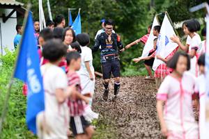 BIB: 
                            <button type="button" onclick="openModal(13362578)" class="btn btn-primary btn-sm float-right btn-popup" data-toggle="modal" data-target=".modal-high-quality">
                        <i class="fas fa-shopping-cart"></i> Add to Cart
                    </button>
                                            <button type="button" onclick="isThisMe(13362578, true)" class="btn btn-success btn-sm float-right btn-popup btn-isme hidden" data-toggle="tooltip" data-placement="bottom" title="นี่คือรูปของคุณใช่ไหม คลิกที่นี่เพื่อเอาเข้าอัลบั้ม">
                        <i class="fas fa-plus"></i> Add to album
                    </button>
                    <button type="button" onclick="isThisMe(13362578, false)" class="btn btn-warning btn-sm float-right btn-popup btn-isnotme hidden">
                        <i class="fas fa-ban"></i> Remove from album
                    </button>