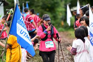 BIB: 1633
                            <button type="button" onclick="openModal(13364472)" class="btn btn-primary btn-sm float-right btn-popup" data-toggle="modal" data-target=".modal-high-quality">
                        <i class="fas fa-shopping-cart"></i> Add to Cart
                    </button>
                                            <button type="button" onclick="isThisMe(13364472, true)" class="btn btn-success btn-sm float-right btn-popup btn-isme hidden" data-toggle="tooltip" data-placement="bottom" title="นี่คือรูปของคุณใช่ไหม คลิกที่นี่เพื่อเอาเข้าอัลบั้ม">
                        <i class="fas fa-plus"></i> Add to album
                    </button>
                    <button type="button" onclick="isThisMe(13364472, false)" class="btn btn-warning btn-sm float-right btn-popup btn-isnotme hidden">
                        <i class="fas fa-ban"></i> Remove from album
                    </button>