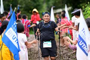 BIB: 1577
                            <button type="button" onclick="openModal(13365559)" class="btn btn-primary btn-sm float-right btn-popup" data-toggle="modal" data-target=".modal-high-quality">
                        <i class="fas fa-shopping-cart"></i> Add to Cart
                    </button>
                                            <button type="button" onclick="isThisMe(13365559, true)" class="btn btn-success btn-sm float-right btn-popup btn-isme hidden" data-toggle="tooltip" data-placement="bottom" title="นี่คือรูปของคุณใช่ไหม คลิกที่นี่เพื่อเอาเข้าอัลบั้ม">
                        <i class="fas fa-plus"></i> Add to album
                    </button>
                    <button type="button" onclick="isThisMe(13365559, false)" class="btn btn-warning btn-sm float-right btn-popup btn-isnotme hidden">
                        <i class="fas fa-ban"></i> Remove from album
                    </button>