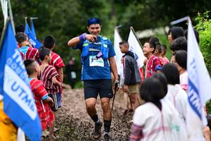 BIB: 1563
                            <button type="button" onclick="openModal(13363932)" class="btn btn-primary btn-sm float-right btn-popup" data-toggle="modal" data-target=".modal-high-quality">
                        <i class="fas fa-shopping-cart"></i> Add to Cart
                    </button>
                                            <button type="button" onclick="isThisMe(13363932, true)" class="btn btn-success btn-sm float-right btn-popup btn-isme hidden" data-toggle="tooltip" data-placement="bottom" title="นี่คือรูปของคุณใช่ไหม คลิกที่นี่เพื่อเอาเข้าอัลบั้ม">
                        <i class="fas fa-plus"></i> Add to album
                    </button>
                    <button type="button" onclick="isThisMe(13363932, false)" class="btn btn-warning btn-sm float-right btn-popup btn-isnotme hidden">
                        <i class="fas fa-ban"></i> Remove from album
                    </button>