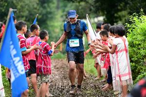 BIB: 1314
                            <button type="button" onclick="openModal(13361805)" class="btn btn-primary btn-sm float-right btn-popup" data-toggle="modal" data-target=".modal-high-quality">
                        <i class="fas fa-shopping-cart"></i> Add to Cart
                    </button>
                                            <button type="button" onclick="isThisMe(13361805, true)" class="btn btn-success btn-sm float-right btn-popup btn-isme hidden" data-toggle="tooltip" data-placement="bottom" title="นี่คือรูปของคุณใช่ไหม คลิกที่นี่เพื่อเอาเข้าอัลบั้ม">
                        <i class="fas fa-plus"></i> Add to album
                    </button>
                    <button type="button" onclick="isThisMe(13361805, false)" class="btn btn-warning btn-sm float-right btn-popup btn-isnotme hidden">
                        <i class="fas fa-ban"></i> Remove from album
                    </button>