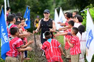 BIB: 
                            <button type="button" onclick="openModal(13361617)" class="btn btn-primary btn-sm float-right btn-popup" data-toggle="modal" data-target=".modal-high-quality">
                        <i class="fas fa-shopping-cart"></i> Add to Cart
                    </button>
                                            <button type="button" onclick="isThisMe(13361617, true)" class="btn btn-success btn-sm float-right btn-popup btn-isme hidden" data-toggle="tooltip" data-placement="bottom" title="นี่คือรูปของคุณใช่ไหม คลิกที่นี่เพื่อเอาเข้าอัลบั้ม">
                        <i class="fas fa-plus"></i> Add to album
                    </button>
                    <button type="button" onclick="isThisMe(13361617, false)" class="btn btn-warning btn-sm float-right btn-popup btn-isnotme hidden">
                        <i class="fas fa-ban"></i> Remove from album
                    </button>