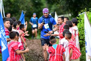 BIB: 
                            <button type="button" onclick="openModal(13361473)" class="btn btn-primary btn-sm float-right btn-popup" data-toggle="modal" data-target=".modal-high-quality">
                        <i class="fas fa-shopping-cart"></i> Add to Cart
                    </button>
                                            <button type="button" onclick="isThisMe(13361473, true)" class="btn btn-success btn-sm float-right btn-popup btn-isme hidden" data-toggle="tooltip" data-placement="bottom" title="นี่คือรูปของคุณใช่ไหม คลิกที่นี่เพื่อเอาเข้าอัลบั้ม">
                        <i class="fas fa-plus"></i> Add to album
                    </button>
                    <button type="button" onclick="isThisMe(13361473, false)" class="btn btn-warning btn-sm float-right btn-popup btn-isnotme hidden">
                        <i class="fas fa-ban"></i> Remove from album
                    </button>