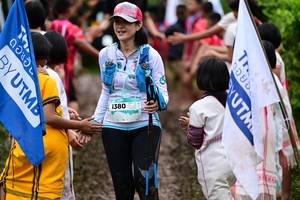 BIB: 1380
                            <button type="button" onclick="openModal(13365660)" class="btn btn-primary btn-sm float-right btn-popup" data-toggle="modal" data-target=".modal-high-quality">
                        <i class="fas fa-shopping-cart"></i> Add to Cart
                    </button>
                                            <button type="button" onclick="isThisMe(13365660, true)" class="btn btn-success btn-sm float-right btn-popup btn-isme hidden" data-toggle="tooltip" data-placement="bottom" title="นี่คือรูปของคุณใช่ไหม คลิกที่นี่เพื่อเอาเข้าอัลบั้ม">
                        <i class="fas fa-plus"></i> Add to album
                    </button>
                    <button type="button" onclick="isThisMe(13365660, false)" class="btn btn-warning btn-sm float-right btn-popup btn-isnotme hidden">
                        <i class="fas fa-ban"></i> Remove from album
                    </button>