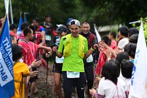 BIB: 1443
                            <button type="button" onclick="openModal(13363828)" class="btn btn-primary btn-sm float-right btn-popup" data-toggle="modal" data-target=".modal-high-quality">
                        <i class="fas fa-shopping-cart"></i> Add to Cart
                    </button>
                                            <button type="button" onclick="isThisMe(13363828, true)" class="btn btn-success btn-sm float-right btn-popup btn-isme hidden" data-toggle="tooltip" data-placement="bottom" title="นี่คือรูปของคุณใช่ไหม คลิกที่นี่เพื่อเอาเข้าอัลบั้ม">
                        <i class="fas fa-plus"></i> Add to album
                    </button>
                    <button type="button" onclick="isThisMe(13363828, false)" class="btn btn-warning btn-sm float-right btn-popup btn-isnotme hidden">
                        <i class="fas fa-ban"></i> Remove from album
                    </button>