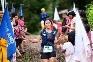 BIB: 1002
                            <button type="button" onclick="openModal(13365292)" class="btn btn-primary btn-sm float-right btn-popup" data-toggle="modal" data-target=".modal-high-quality">
                        <i class="fas fa-shopping-cart"></i> Add to Cart
                    </button>
                                            <button type="button" onclick="isThisMe(13365292, true)" class="btn btn-success btn-sm float-right btn-popup btn-isme hidden" data-toggle="tooltip" data-placement="bottom" title="นี่คือรูปของคุณใช่ไหม คลิกที่นี่เพื่อเอาเข้าอัลบั้ม">
                        <i class="fas fa-plus"></i> Add to album
                    </button>
                    <button type="button" onclick="isThisMe(13365292, false)" class="btn btn-warning btn-sm float-right btn-popup btn-isnotme hidden">
                        <i class="fas fa-ban"></i> Remove from album
                    </button>