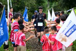 BIB: 150, 0600
                            <button type="button" onclick="openModal(13361576)" class="btn btn-primary btn-sm float-right btn-popup" data-toggle="modal" data-target=".modal-high-quality">
                        <i class="fas fa-shopping-cart"></i> Add to Cart
                    </button>
                                            <button type="button" onclick="isThisMe(13361576, true)" class="btn btn-success btn-sm float-right btn-popup btn-isme hidden" data-toggle="tooltip" data-placement="bottom" title="นี่คือรูปของคุณใช่ไหม คลิกที่นี่เพื่อเอาเข้าอัลบั้ม">
                        <i class="fas fa-plus"></i> Add to album
                    </button>
                    <button type="button" onclick="isThisMe(13361576, false)" class="btn btn-warning btn-sm float-right btn-popup btn-isnotme hidden">
                        <i class="fas fa-ban"></i> Remove from album
                    </button>