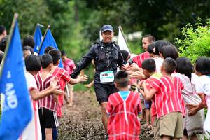 BIB: 1613
                            <button type="button" onclick="openModal(13361676)" class="btn btn-primary btn-sm float-right btn-popup" data-toggle="modal" data-target=".modal-high-quality">
                        <i class="fas fa-shopping-cart"></i> Add to Cart
                    </button>
                                            <button type="button" onclick="isThisMe(13361676, true)" class="btn btn-success btn-sm float-right btn-popup btn-isme hidden" data-toggle="tooltip" data-placement="bottom" title="นี่คือรูปของคุณใช่ไหม คลิกที่นี่เพื่อเอาเข้าอัลบั้ม">
                        <i class="fas fa-plus"></i> Add to album
                    </button>
                    <button type="button" onclick="isThisMe(13361676, false)" class="btn btn-warning btn-sm float-right btn-popup btn-isnotme hidden">
                        <i class="fas fa-ban"></i> Remove from album
                    </button>