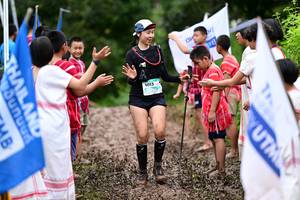 BIB: 1013
                            <button type="button" onclick="openModal(13365426)" class="btn btn-primary btn-sm float-right btn-popup" data-toggle="modal" data-target=".modal-high-quality">
                        <i class="fas fa-shopping-cart"></i> Add to Cart
                    </button>
                                            <button type="button" onclick="isThisMe(13365426, true)" class="btn btn-success btn-sm float-right btn-popup btn-isme hidden" data-toggle="tooltip" data-placement="bottom" title="นี่คือรูปของคุณใช่ไหม คลิกที่นี่เพื่อเอาเข้าอัลบั้ม">
                        <i class="fas fa-plus"></i> Add to album
                    </button>
                    <button type="button" onclick="isThisMe(13365426, false)" class="btn btn-warning btn-sm float-right btn-popup btn-isnotme hidden">
                        <i class="fas fa-ban"></i> Remove from album
                    </button>