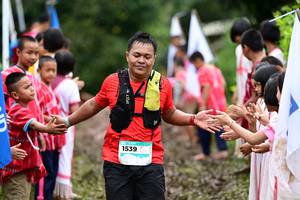 BIB: 1539
                            <button type="button" onclick="openModal(13361845)" class="btn btn-primary btn-sm float-right btn-popup" data-toggle="modal" data-target=".modal-high-quality">
                        <i class="fas fa-shopping-cart"></i> Add to Cart
                    </button>
                                            <button type="button" onclick="isThisMe(13361845, true)" class="btn btn-success btn-sm float-right btn-popup btn-isme hidden" data-toggle="tooltip" data-placement="bottom" title="นี่คือรูปของคุณใช่ไหม คลิกที่นี่เพื่อเอาเข้าอัลบั้ม">
                        <i class="fas fa-plus"></i> Add to album
                    </button>
                    <button type="button" onclick="isThisMe(13361845, false)" class="btn btn-warning btn-sm float-right btn-popup btn-isnotme hidden">
                        <i class="fas fa-ban"></i> Remove from album
                    </button>