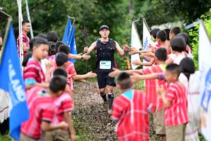 BIB: 1301
                            <button type="button" onclick="openModal(13361613)" class="btn btn-primary btn-sm float-right btn-popup" data-toggle="modal" data-target=".modal-high-quality">
                        <i class="fas fa-shopping-cart"></i> Add to Cart
                    </button>
                                            <button type="button" onclick="isThisMe(13361613, true)" class="btn btn-success btn-sm float-right btn-popup btn-isme hidden" data-toggle="tooltip" data-placement="bottom" title="นี่คือรูปของคุณใช่ไหม คลิกที่นี่เพื่อเอาเข้าอัลบั้ม">
                        <i class="fas fa-plus"></i> Add to album
                    </button>
                    <button type="button" onclick="isThisMe(13361613, false)" class="btn btn-warning btn-sm float-right btn-popup btn-isnotme hidden">
                        <i class="fas fa-ban"></i> Remove from album
                    </button>