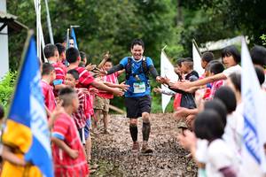 BIB: 1513
                            <button type="button" onclick="openModal(13364191)" class="btn btn-primary btn-sm float-right btn-popup" data-toggle="modal" data-target=".modal-high-quality">
                        <i class="fas fa-shopping-cart"></i> Add to Cart
                    </button>
                                            <button type="button" onclick="isThisMe(13364191, true)" class="btn btn-success btn-sm float-right btn-popup btn-isme hidden" data-toggle="tooltip" data-placement="bottom" title="นี่คือรูปของคุณใช่ไหม คลิกที่นี่เพื่อเอาเข้าอัลบั้ม">
                        <i class="fas fa-plus"></i> Add to album
                    </button>
                    <button type="button" onclick="isThisMe(13364191, false)" class="btn btn-warning btn-sm float-right btn-popup btn-isnotme hidden">
                        <i class="fas fa-ban"></i> Remove from album
                    </button>