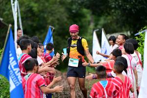 BIB: 193
                            <button type="button" onclick="openModal(13361371)" class="btn btn-primary btn-sm float-right btn-popup" data-toggle="modal" data-target=".modal-high-quality">
                        <i class="fas fa-shopping-cart"></i> Add to Cart
                    </button>
                                            <button type="button" onclick="isThisMe(13361371, true)" class="btn btn-success btn-sm float-right btn-popup btn-isme hidden" data-toggle="tooltip" data-placement="bottom" title="นี่คือรูปของคุณใช่ไหม คลิกที่นี่เพื่อเอาเข้าอัลบั้ม">
                        <i class="fas fa-plus"></i> Add to album
                    </button>
                    <button type="button" onclick="isThisMe(13361371, false)" class="btn btn-warning btn-sm float-right btn-popup btn-isnotme hidden">
                        <i class="fas fa-ban"></i> Remove from album
                    </button>