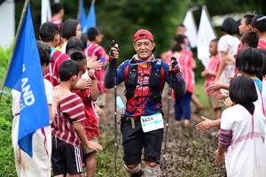 BIB: 1424
                            <button type="button" onclick="openModal(13362425)" class="btn btn-primary btn-sm float-right btn-popup" data-toggle="modal" data-target=".modal-high-quality">
                        <i class="fas fa-shopping-cart"></i> Add to Cart
                    </button>
                                            <button type="button" onclick="isThisMe(13362425, true)" class="btn btn-success btn-sm float-right btn-popup btn-isme hidden" data-toggle="tooltip" data-placement="bottom" title="นี่คือรูปของคุณใช่ไหม คลิกที่นี่เพื่อเอาเข้าอัลบั้ม">
                        <i class="fas fa-plus"></i> Add to album
                    </button>
                    <button type="button" onclick="isThisMe(13362425, false)" class="btn btn-warning btn-sm float-right btn-popup btn-isnotme hidden">
                        <i class="fas fa-ban"></i> Remove from album
                    </button>