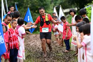 BIB: 1539
                            <button type="button" onclick="openModal(13361840)" class="btn btn-primary btn-sm float-right btn-popup" data-toggle="modal" data-target=".modal-high-quality">
                        <i class="fas fa-shopping-cart"></i> Add to Cart
                    </button>
                                            <button type="button" onclick="isThisMe(13361840, true)" class="btn btn-success btn-sm float-right btn-popup btn-isme hidden" data-toggle="tooltip" data-placement="bottom" title="นี่คือรูปของคุณใช่ไหม คลิกที่นี่เพื่อเอาเข้าอัลบั้ม">
                        <i class="fas fa-plus"></i> Add to album
                    </button>
                    <button type="button" onclick="isThisMe(13361840, false)" class="btn btn-warning btn-sm float-right btn-popup btn-isnotme hidden">
                        <i class="fas fa-ban"></i> Remove from album
                    </button>