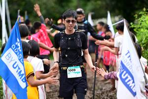 BIB: 1009
                            <button type="button" onclick="openModal(13365665)" class="btn btn-primary btn-sm float-right btn-popup" data-toggle="modal" data-target=".modal-high-quality">
                        <i class="fas fa-shopping-cart"></i> Add to Cart
                    </button>
                                            <button type="button" onclick="isThisMe(13365665, true)" class="btn btn-success btn-sm float-right btn-popup btn-isme hidden" data-toggle="tooltip" data-placement="bottom" title="นี่คือรูปของคุณใช่ไหม คลิกที่นี่เพื่อเอาเข้าอัลบั้ม">
                        <i class="fas fa-plus"></i> Add to album
                    </button>
                    <button type="button" onclick="isThisMe(13365665, false)" class="btn btn-warning btn-sm float-right btn-popup btn-isnotme hidden">
                        <i class="fas fa-ban"></i> Remove from album
                    </button>