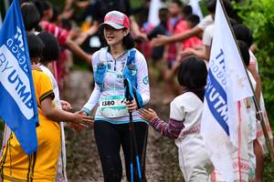 BIB: 1380
                            <button type="button" onclick="openModal(13365656)" class="btn btn-primary btn-sm float-right btn-popup" data-toggle="modal" data-target=".modal-high-quality">
                        <i class="fas fa-shopping-cart"></i> Add to Cart
                    </button>
                                            <button type="button" onclick="isThisMe(13365656, true)" class="btn btn-success btn-sm float-right btn-popup btn-isme hidden" data-toggle="tooltip" data-placement="bottom" title="นี่คือรูปของคุณใช่ไหม คลิกที่นี่เพื่อเอาเข้าอัลบั้ม">
                        <i class="fas fa-plus"></i> Add to album
                    </button>
                    <button type="button" onclick="isThisMe(13365656, false)" class="btn btn-warning btn-sm float-right btn-popup btn-isnotme hidden">
                        <i class="fas fa-ban"></i> Remove from album
                    </button>