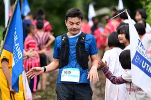 BIB: 1015
                            <button type="button" onclick="openModal(13365165)" class="btn btn-primary btn-sm float-right btn-popup" data-toggle="modal" data-target=".modal-high-quality">
                        <i class="fas fa-shopping-cart"></i> Add to Cart
                    </button>
                                            <button type="button" onclick="isThisMe(13365165, true)" class="btn btn-success btn-sm float-right btn-popup btn-isme hidden" data-toggle="tooltip" data-placement="bottom" title="นี่คือรูปของคุณใช่ไหม คลิกที่นี่เพื่อเอาเข้าอัลบั้ม">
                        <i class="fas fa-plus"></i> Add to album
                    </button>
                    <button type="button" onclick="isThisMe(13365165, false)" class="btn btn-warning btn-sm float-right btn-popup btn-isnotme hidden">
                        <i class="fas fa-ban"></i> Remove from album
                    </button>