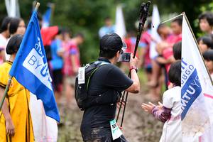 BIB: 1098
                            <button type="button" onclick="openModal(13365855)" class="btn btn-primary btn-sm float-right btn-popup" data-toggle="modal" data-target=".modal-high-quality">
                        <i class="fas fa-shopping-cart"></i> Add to Cart
                    </button>
                                            <button type="button" onclick="isThisMe(13365855, true)" class="btn btn-success btn-sm float-right btn-popup btn-isme hidden" data-toggle="tooltip" data-placement="bottom" title="นี่คือรูปของคุณใช่ไหม คลิกที่นี่เพื่อเอาเข้าอัลบั้ม">
                        <i class="fas fa-plus"></i> Add to album
                    </button>
                    <button type="button" onclick="isThisMe(13365855, false)" class="btn btn-warning btn-sm float-right btn-popup btn-isnotme hidden">
                        <i class="fas fa-ban"></i> Remove from album
                    </button>