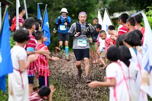 BIB: 1120
                            <button type="button" onclick="openModal(13362899)" class="btn btn-primary btn-sm float-right btn-popup" data-toggle="modal" data-target=".modal-high-quality">
                        <i class="fas fa-shopping-cart"></i> Add to Cart
                    </button>
                                            <button type="button" onclick="isThisMe(13362899, true)" class="btn btn-success btn-sm float-right btn-popup btn-isme hidden" data-toggle="tooltip" data-placement="bottom" title="นี่คือรูปของคุณใช่ไหม คลิกที่นี่เพื่อเอาเข้าอัลบั้ม">
                        <i class="fas fa-plus"></i> Add to album
                    </button>
                    <button type="button" onclick="isThisMe(13362899, false)" class="btn btn-warning btn-sm float-right btn-popup btn-isnotme hidden">
                        <i class="fas fa-ban"></i> Remove from album
                    </button>