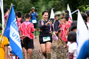 BIB: 1531
                            <button type="button" onclick="openModal(13364851)" class="btn btn-primary btn-sm float-right btn-popup" data-toggle="modal" data-target=".modal-high-quality">
                        <i class="fas fa-shopping-cart"></i> Add to Cart
                    </button>
                                            <button type="button" onclick="isThisMe(13364851, true)" class="btn btn-success btn-sm float-right btn-popup btn-isme hidden" data-toggle="tooltip" data-placement="bottom" title="นี่คือรูปของคุณใช่ไหม คลิกที่นี่เพื่อเอาเข้าอัลบั้ม">
                        <i class="fas fa-plus"></i> Add to album
                    </button>
                    <button type="button" onclick="isThisMe(13364851, false)" class="btn btn-warning btn-sm float-right btn-popup btn-isnotme hidden">
                        <i class="fas fa-ban"></i> Remove from album
                    </button>