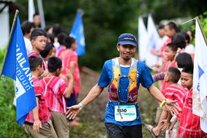 BIB: 1510
                            <button type="button" onclick="openModal(13361344)" class="btn btn-primary btn-sm float-right btn-popup" data-toggle="modal" data-target=".modal-high-quality">
                        <i class="fas fa-shopping-cart"></i> Add to Cart
                    </button>
                                            <button type="button" onclick="isThisMe(13361344, true)" class="btn btn-success btn-sm float-right btn-popup btn-isme hidden" data-toggle="tooltip" data-placement="bottom" title="นี่คือรูปของคุณใช่ไหม คลิกที่นี่เพื่อเอาเข้าอัลบั้ม">
                        <i class="fas fa-plus"></i> Add to album
                    </button>
                    <button type="button" onclick="isThisMe(13361344, false)" class="btn btn-warning btn-sm float-right btn-popup btn-isnotme hidden">
                        <i class="fas fa-ban"></i> Remove from album
                    </button>