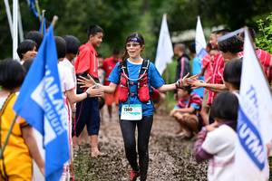 BIB: 1360
                            <button type="button" onclick="openModal(13365818)" class="btn btn-primary btn-sm float-right btn-popup" data-toggle="modal" data-target=".modal-high-quality">
                        <i class="fas fa-shopping-cart"></i> Add to Cart
                    </button>
                                            <button type="button" onclick="isThisMe(13365818, true)" class="btn btn-success btn-sm float-right btn-popup btn-isme hidden" data-toggle="tooltip" data-placement="bottom" title="นี่คือรูปของคุณใช่ไหม คลิกที่นี่เพื่อเอาเข้าอัลบั้ม">
                        <i class="fas fa-plus"></i> Add to album
                    </button>
                    <button type="button" onclick="isThisMe(13365818, false)" class="btn btn-warning btn-sm float-right btn-popup btn-isnotme hidden">
                        <i class="fas fa-ban"></i> Remove from album
                    </button>