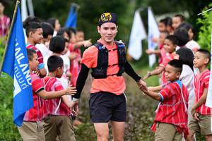 BIB: 
                            <button type="button" onclick="openModal(13361567)" class="btn btn-primary btn-sm float-right btn-popup" data-toggle="modal" data-target=".modal-high-quality">
                        <i class="fas fa-shopping-cart"></i> Add to Cart
                    </button>
                                            <button type="button" onclick="isThisMe(13361567, true)" class="btn btn-success btn-sm float-right btn-popup btn-isme hidden" data-toggle="tooltip" data-placement="bottom" title="นี่คือรูปของคุณใช่ไหม คลิกที่นี่เพื่อเอาเข้าอัลบั้ม">
                        <i class="fas fa-plus"></i> Add to album
                    </button>
                    <button type="button" onclick="isThisMe(13361567, false)" class="btn btn-warning btn-sm float-right btn-popup btn-isnotme hidden">
                        <i class="fas fa-ban"></i> Remove from album
                    </button>