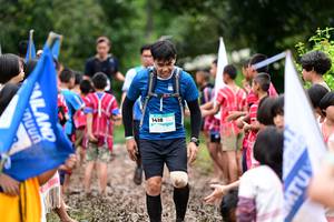 BIB: 1418
                            <button type="button" onclick="openModal(13365875)" class="btn btn-primary btn-sm float-right btn-popup" data-toggle="modal" data-target=".modal-high-quality">
                        <i class="fas fa-shopping-cart"></i> Add to Cart
                    </button>
                                            <button type="button" onclick="isThisMe(13365875, true)" class="btn btn-success btn-sm float-right btn-popup btn-isme hidden" data-toggle="tooltip" data-placement="bottom" title="นี่คือรูปของคุณใช่ไหม คลิกที่นี่เพื่อเอาเข้าอัลบั้ม">
                        <i class="fas fa-plus"></i> Add to album
                    </button>
                    <button type="button" onclick="isThisMe(13365875, false)" class="btn btn-warning btn-sm float-right btn-popup btn-isnotme hidden">
                        <i class="fas fa-ban"></i> Remove from album
                    </button>