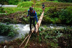 BIB: 
                            <button type="button" onclick="openModal(13367172)" class="btn btn-primary btn-sm float-right btn-popup" data-toggle="modal" data-target=".modal-high-quality">
                        <i class="fas fa-shopping-cart"></i> Add to Cart
                    </button>
                                            <button type="button" onclick="isThisMe(13367172, true)" class="btn btn-success btn-sm float-right btn-popup btn-isme hidden" data-toggle="tooltip" data-placement="bottom" title="นี่คือรูปของคุณใช่ไหม คลิกที่นี่เพื่อเอาเข้าอัลบั้ม">
                        <i class="fas fa-plus"></i> Add to album
                    </button>
                    <button type="button" onclick="isThisMe(13367172, false)" class="btn btn-warning btn-sm float-right btn-popup btn-isnotme hidden">
                        <i class="fas fa-ban"></i> Remove from album
                    </button>