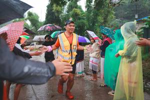 BIB: 
                            <button type="button" onclick="openModal(13438125)" class="btn btn-primary btn-sm float-right btn-popup" data-toggle="modal" data-target=".modal-high-quality">
                        <i class="fas fa-shopping-cart"></i> Add to Cart
                    </button>
                                            <button type="button" onclick="isThisMe(13438125, true)" class="btn btn-success btn-sm float-right btn-popup btn-isme hidden" data-toggle="tooltip" data-placement="bottom" title="นี่คือรูปของคุณใช่ไหม คลิกที่นี่เพื่อเอาเข้าอัลบั้ม">
                        <i class="fas fa-plus"></i> Add to album
                    </button>
                    <button type="button" onclick="isThisMe(13438125, false)" class="btn btn-warning btn-sm float-right btn-popup btn-isnotme hidden">
                        <i class="fas fa-ban"></i> Remove from album
                    </button>