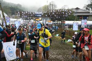 BIB: 1542
                            <button type="button" onclick="openModal(13505171)" class="btn btn-primary btn-sm float-right btn-popup" data-toggle="modal" data-target=".modal-high-quality">
                        <i class="fas fa-shopping-cart"></i> Add to Cart
                    </button>
                                            <button type="button" onclick="isThisMe(13505171, true)" class="btn btn-success btn-sm float-right btn-popup btn-isme hidden" data-toggle="tooltip" data-placement="bottom" title="นี่คือรูปของคุณใช่ไหม คลิกที่นี่เพื่อเอาเข้าอัลบั้ม">
                        <i class="fas fa-plus"></i> Add to album
                    </button>
                    <button type="button" onclick="isThisMe(13505171, false)" class="btn btn-warning btn-sm float-right btn-popup btn-isnotme hidden">
                        <i class="fas fa-ban"></i> Remove from album
                    </button>