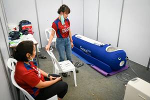 BIB: 
                            <button type="button" onclick="openModal(13506831)" class="btn btn-primary btn-sm float-right btn-popup" data-toggle="modal" data-target=".modal-high-quality">
                        <i class="fas fa-shopping-cart"></i> Add to Cart
                    </button>
                                            <button type="button" onclick="isThisMe(13506831, true)" class="btn btn-success btn-sm float-right btn-popup btn-isme hidden" data-toggle="tooltip" data-placement="bottom" title="นี่คือรูปของคุณใช่ไหม คลิกที่นี่เพื่อเอาเข้าอัลบั้ม">
                        <i class="fas fa-plus"></i> Add to album
                    </button>
                    <button type="button" onclick="isThisMe(13506831, false)" class="btn btn-warning btn-sm float-right btn-popup btn-isnotme hidden">
                        <i class="fas fa-ban"></i> Remove from album
                    </button>