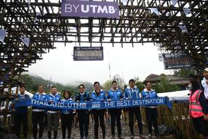 BIB: 
                            <button type="button" onclick="openModal(13504270)" class="btn btn-primary btn-sm float-right btn-popup" data-toggle="modal" data-target=".modal-high-quality">
                        <i class="fas fa-shopping-cart"></i> Add to Cart
                    </button>
                                            <button type="button" onclick="isThisMe(13504270, true)" class="btn btn-success btn-sm float-right btn-popup btn-isme hidden" data-toggle="tooltip" data-placement="bottom" title="นี่คือรูปของคุณใช่ไหม คลิกที่นี่เพื่อเอาเข้าอัลบั้ม">
                        <i class="fas fa-plus"></i> Add to album
                    </button>
                    <button type="button" onclick="isThisMe(13504270, false)" class="btn btn-warning btn-sm float-right btn-popup btn-isnotme hidden">
                        <i class="fas fa-ban"></i> Remove from album
                    </button>