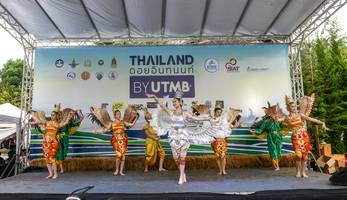 BIB: 
                            <button type="button" onclick="openModal(13504454)" class="btn btn-primary btn-sm float-right btn-popup" data-toggle="modal" data-target=".modal-high-quality">
                        <i class="fas fa-shopping-cart"></i> Add to Cart
                    </button>
                                            <button type="button" onclick="isThisMe(13504454, true)" class="btn btn-success btn-sm float-right btn-popup btn-isme hidden" data-toggle="tooltip" data-placement="bottom" title="นี่คือรูปของคุณใช่ไหม คลิกที่นี่เพื่อเอาเข้าอัลบั้ม">
                        <i class="fas fa-plus"></i> Add to album
                    </button>
                    <button type="button" onclick="isThisMe(13504454, false)" class="btn btn-warning btn-sm float-right btn-popup btn-isnotme hidden">
                        <i class="fas fa-ban"></i> Remove from album
                    </button>