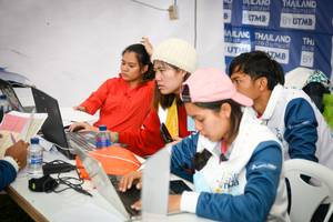 BIB: 
                            <button type="button" onclick="openModal(13503926)" class="btn btn-primary btn-sm float-right btn-popup" data-toggle="modal" data-target=".modal-high-quality">
                        <i class="fas fa-shopping-cart"></i> Add to Cart
                    </button>
                                            <button type="button" onclick="isThisMe(13503926, true)" class="btn btn-success btn-sm float-right btn-popup btn-isme hidden" data-toggle="tooltip" data-placement="bottom" title="นี่คือรูปของคุณใช่ไหม คลิกที่นี่เพื่อเอาเข้าอัลบั้ม">
                        <i class="fas fa-plus"></i> Add to album
                    </button>
                    <button type="button" onclick="isThisMe(13503926, false)" class="btn btn-warning btn-sm float-right btn-popup btn-isnotme hidden">
                        <i class="fas fa-ban"></i> Remove from album
                    </button>