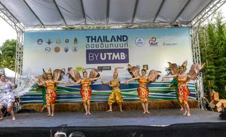 BIB: 
                            <button type="button" onclick="openModal(13504449)" class="btn btn-primary btn-sm float-right btn-popup" data-toggle="modal" data-target=".modal-high-quality">
                        <i class="fas fa-shopping-cart"></i> Add to Cart
                    </button>
                                            <button type="button" onclick="isThisMe(13504449, true)" class="btn btn-success btn-sm float-right btn-popup btn-isme hidden" data-toggle="tooltip" data-placement="bottom" title="นี่คือรูปของคุณใช่ไหม คลิกที่นี่เพื่อเอาเข้าอัลบั้ม">
                        <i class="fas fa-plus"></i> Add to album
                    </button>
                    <button type="button" onclick="isThisMe(13504449, false)" class="btn btn-warning btn-sm float-right btn-popup btn-isnotme hidden">
                        <i class="fas fa-ban"></i> Remove from album
                    </button>