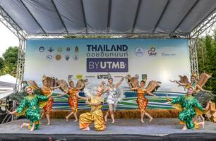 BIB: 
                            <button type="button" onclick="openModal(13504455)" class="btn btn-primary btn-sm float-right btn-popup" data-toggle="modal" data-target=".modal-high-quality">
                        <i class="fas fa-shopping-cart"></i> Add to Cart
                    </button>
                                            <button type="button" onclick="isThisMe(13504455, true)" class="btn btn-success btn-sm float-right btn-popup btn-isme hidden" data-toggle="tooltip" data-placement="bottom" title="นี่คือรูปของคุณใช่ไหม คลิกที่นี่เพื่อเอาเข้าอัลบั้ม">
                        <i class="fas fa-plus"></i> Add to album
                    </button>
                    <button type="button" onclick="isThisMe(13504455, false)" class="btn btn-warning btn-sm float-right btn-popup btn-isnotme hidden">
                        <i class="fas fa-ban"></i> Remove from album
                    </button>